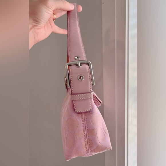 ❌SOLD FACEBOOK❌ Authentic Vintage Y2K Coach baby pink 6371 purse 🌸 - Picture 8 of 11